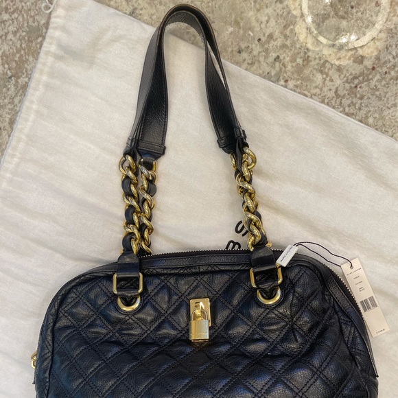 NWT MARC JACOBS Lacquered Goatskin Quilted Karlie Satchel Black - Picture 4 of 7